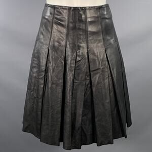 SUSAN DELL Vintage Size 2 Black Leather Pleated Skirt